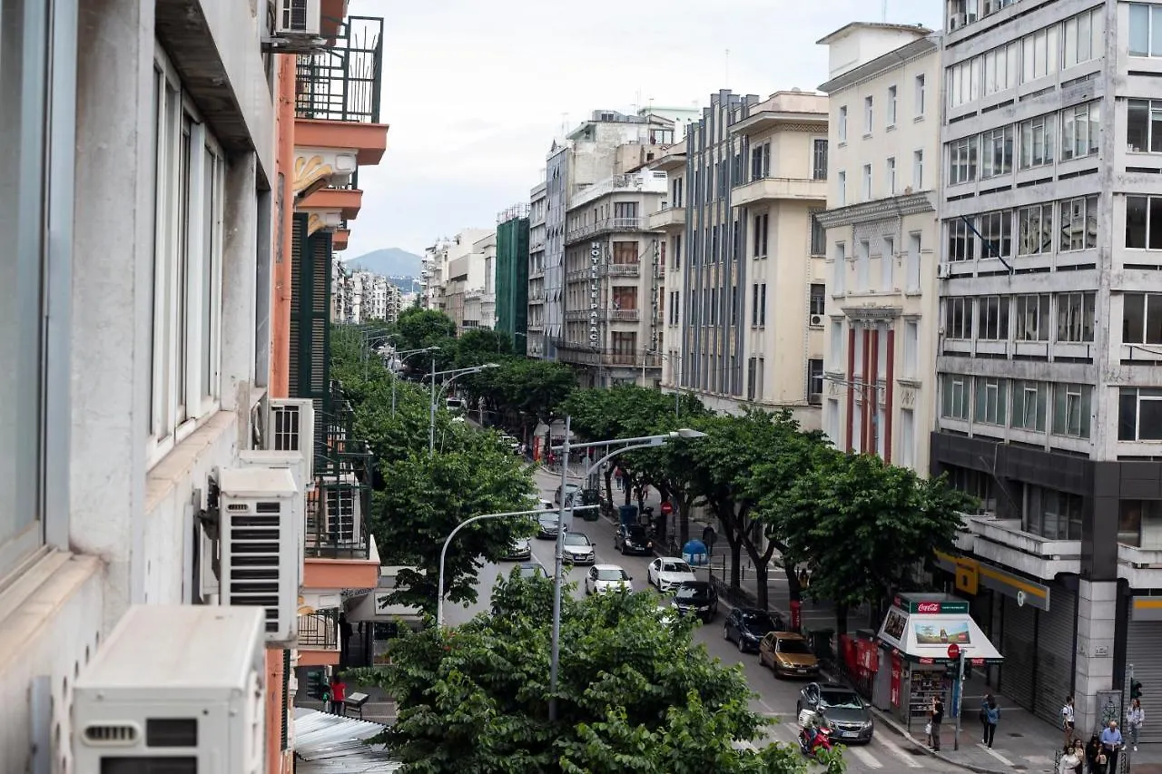 Alexandros: Luxury Apartment in Ladadika Near Aristotelous Square Thessaloniki