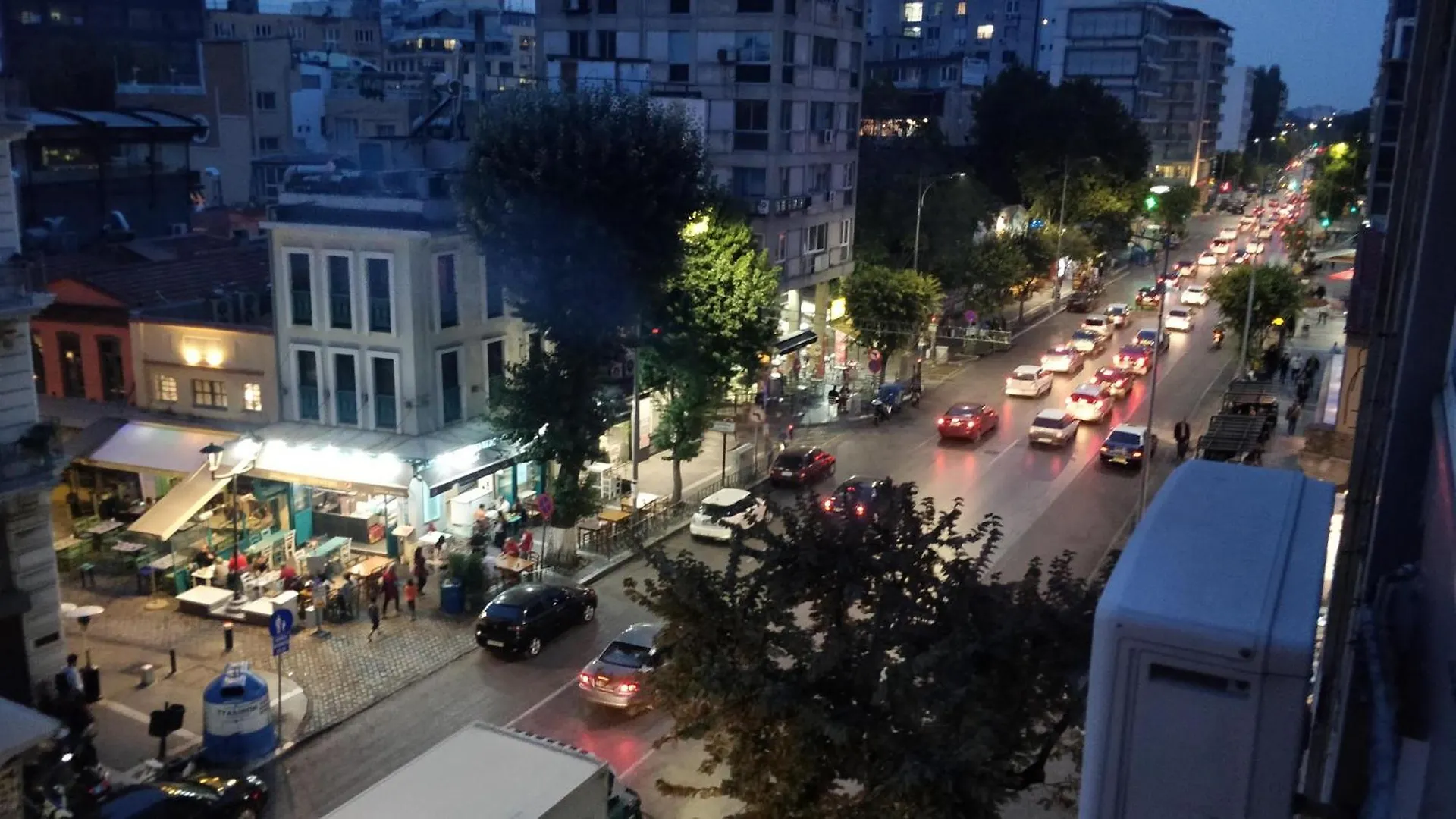 Alexandros: Luxury Apartment in Ladadika Near Aristotelous Square Thessaloniki