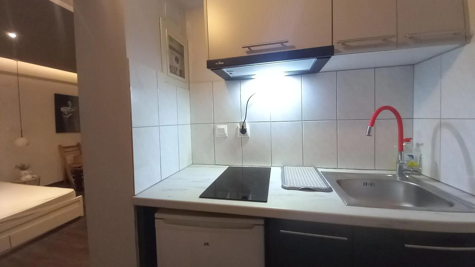 Alexandros: Luxury Apartment in Ladadika Near Aristotelous Square Thessaloniki